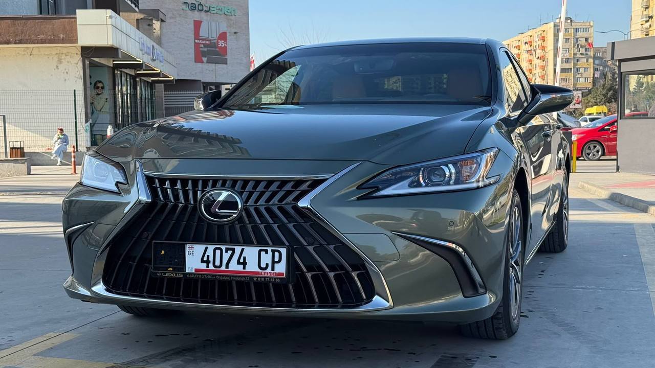 Lexus ES200, 2022 г.
