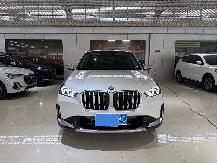 BMW X1 2023 из Китая - фото автомобиля из карточки компании