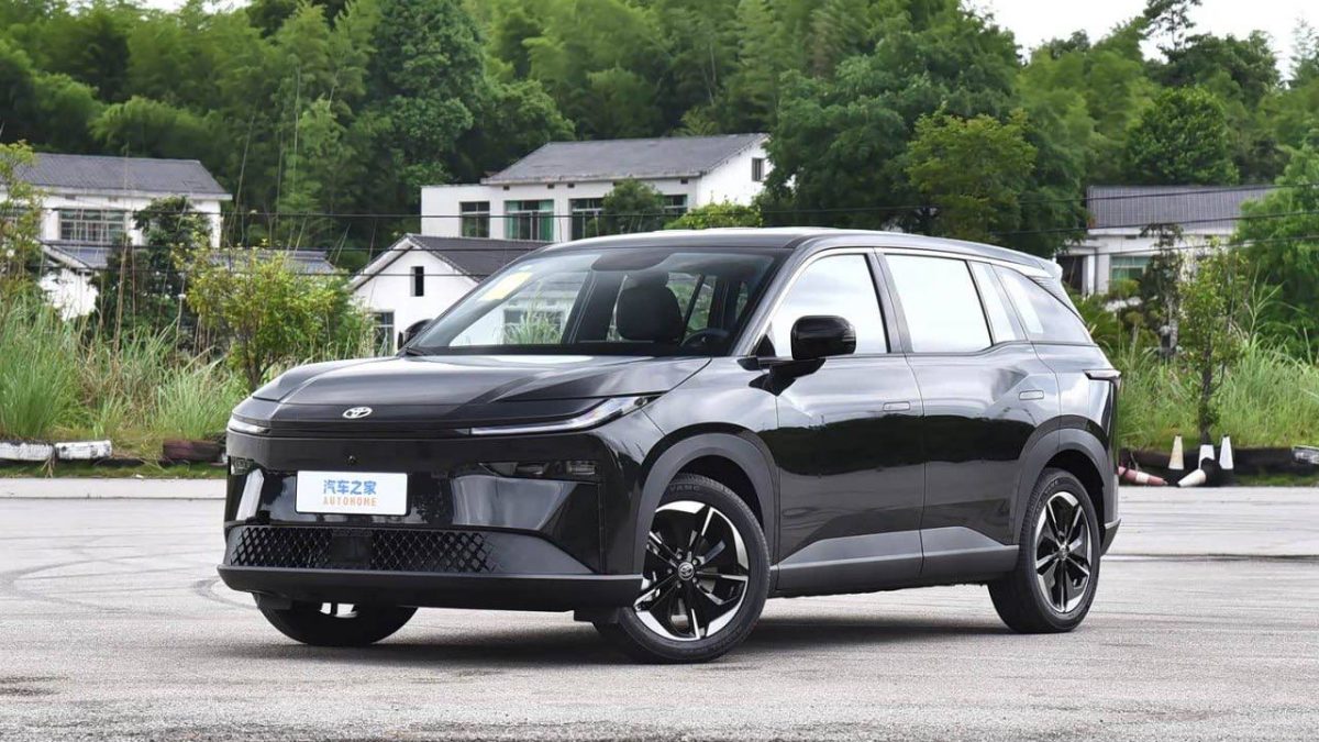 Toyota bZ3X 2026 из Китая - фото автомобиля из карточки компании