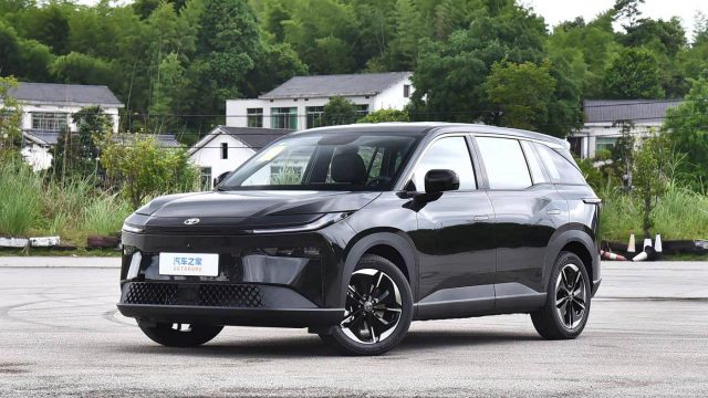 Toyota bZ3X 2026 из Китая - фото автомобиля из карточки компании