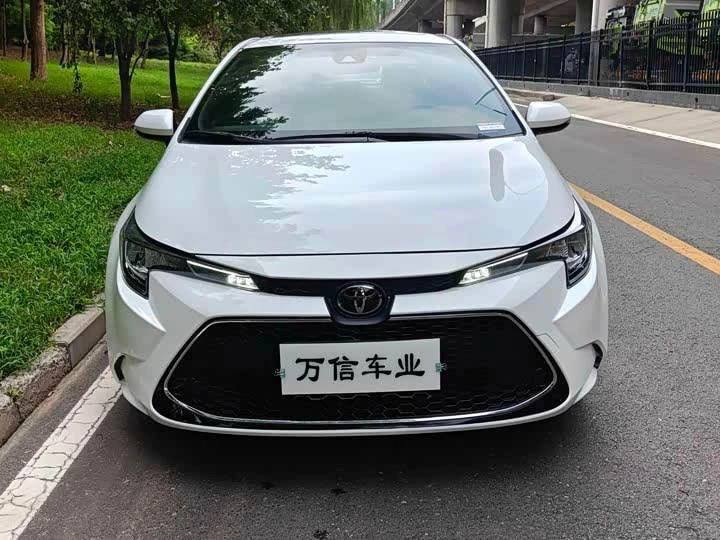 Toyota Levin 2022 из Китая под ключ