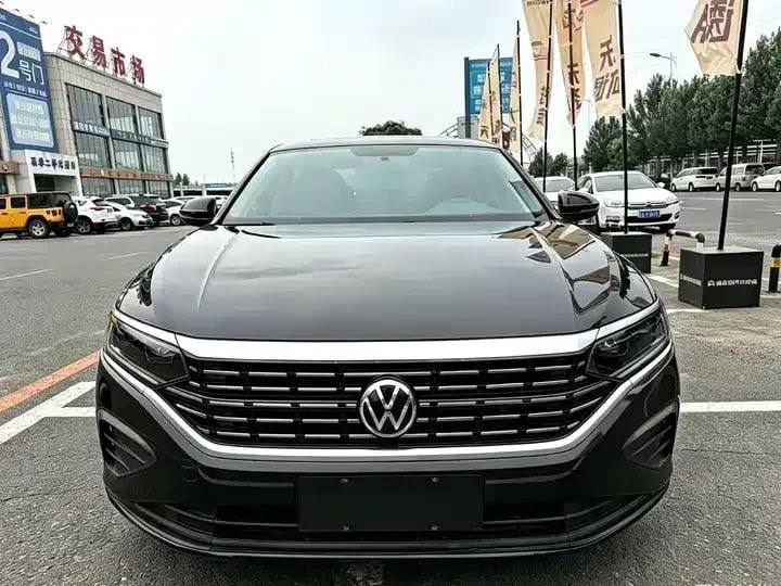 Volkswagen Passat 2023 из Китая - фото автомобиля из карточки компании