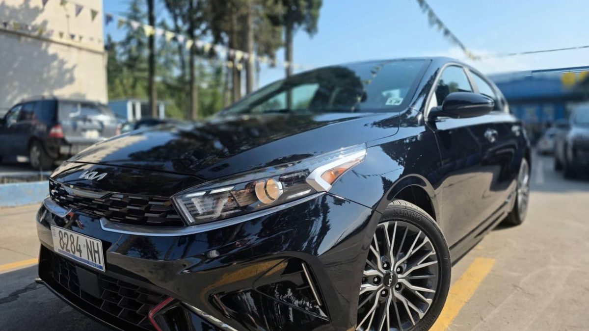 Kia Forte 2023 из Грузии под ключ