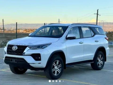 Toyota Fortuner 2023 из Грузии под ключ