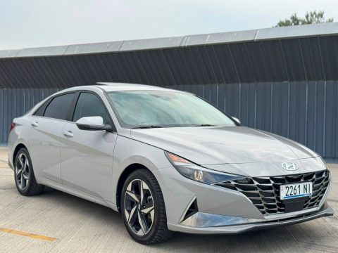 Hyundai Elantra 2023 из Грузии под ключ