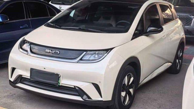 BYD Dolphin 2024 из Китая под ключ - фото автомобиля из карточки компании