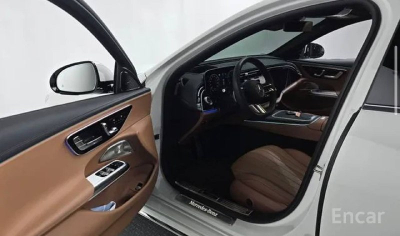 Mercedes-Benz W214 E300 4Matic AMG, 2026 г.