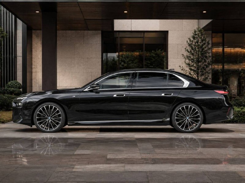 BMW 740d, 2026 г.