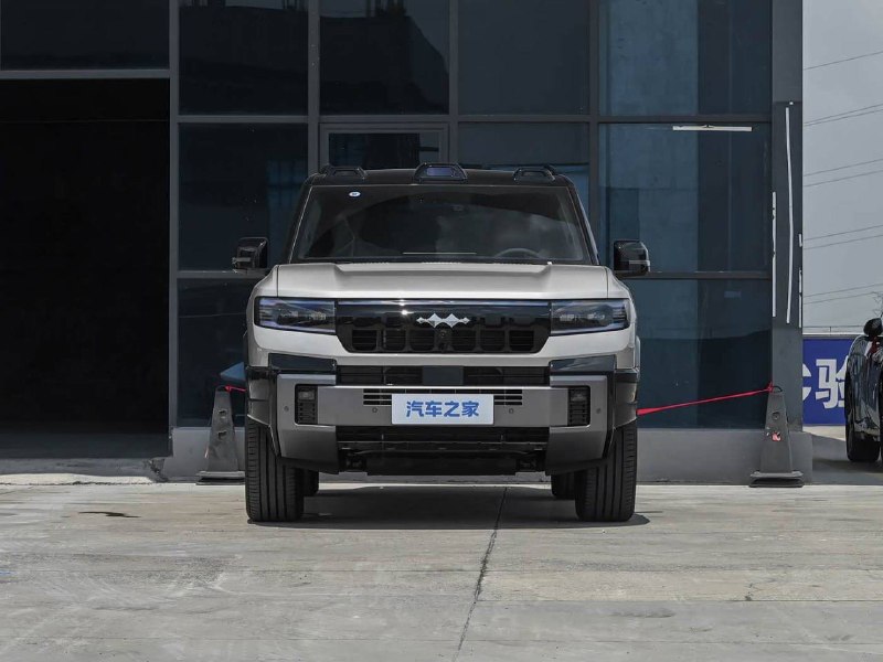 BYD FangChengBao Leopard 8, 2026 г.