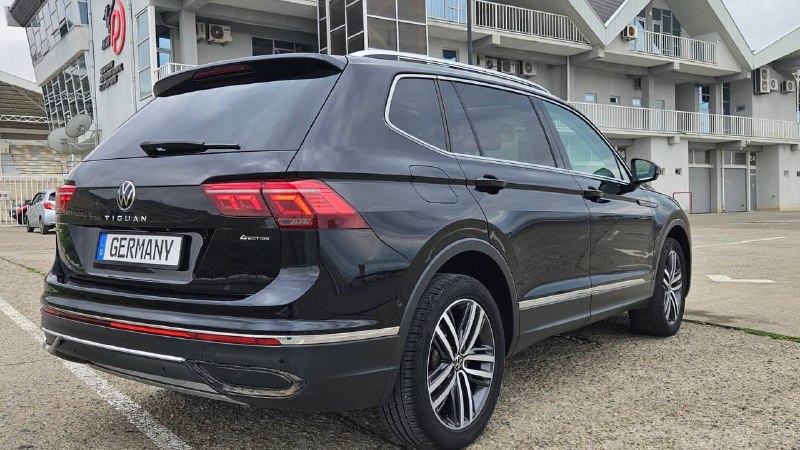 Volkswagen Tiguan, 2022 г.