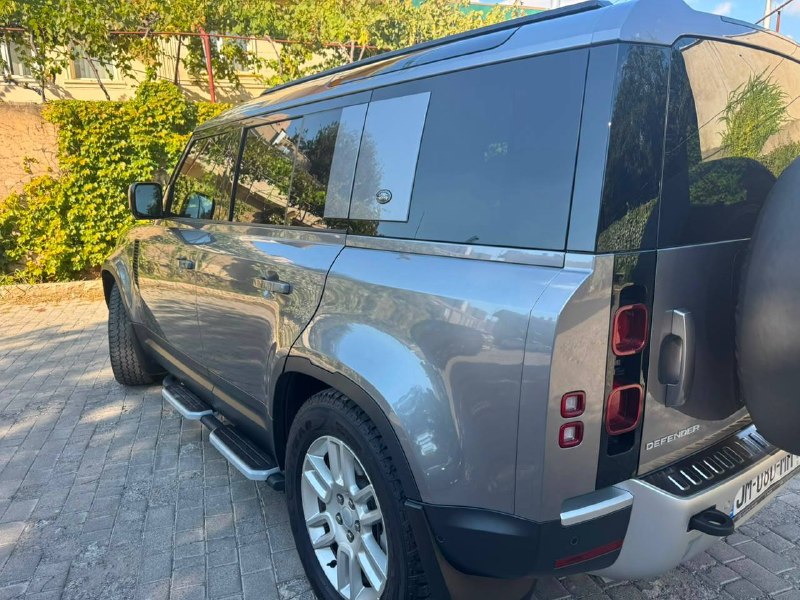 Land Rover Defender 110, 2024 г.