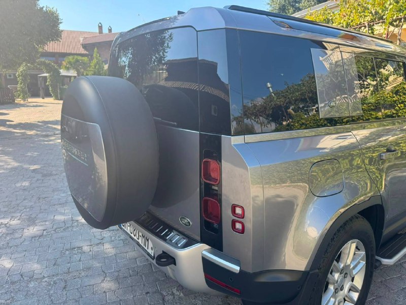 Land Rover Defender 110, 2024 г.