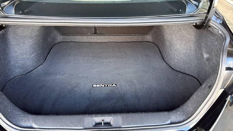 Nissan Sentra SR, 2022 г.
