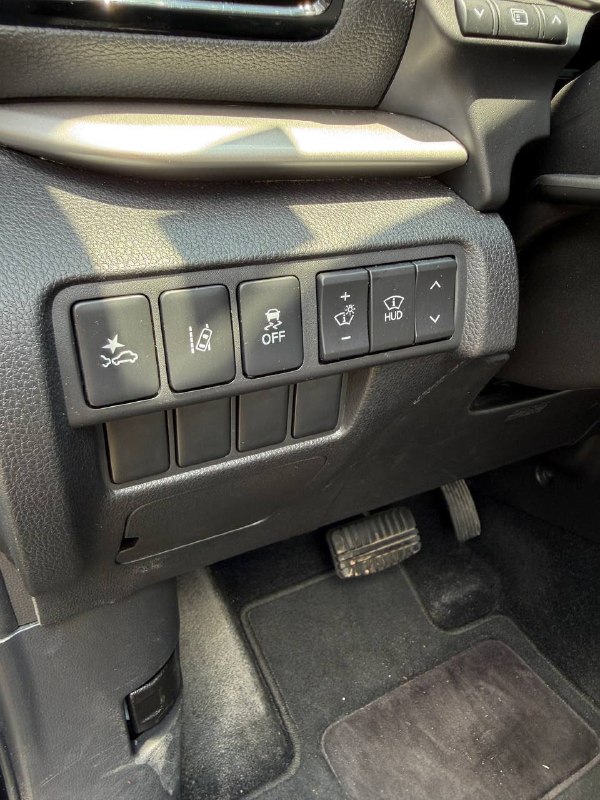 Mitsubishi Eclipse Cross SE, 2023 г.