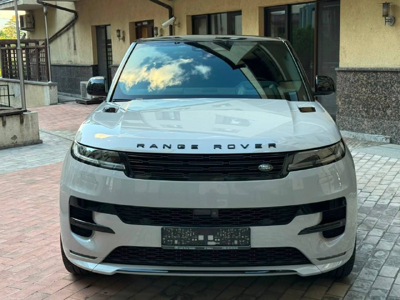 Land Rover Range Rover Sport SE, 2023 г.