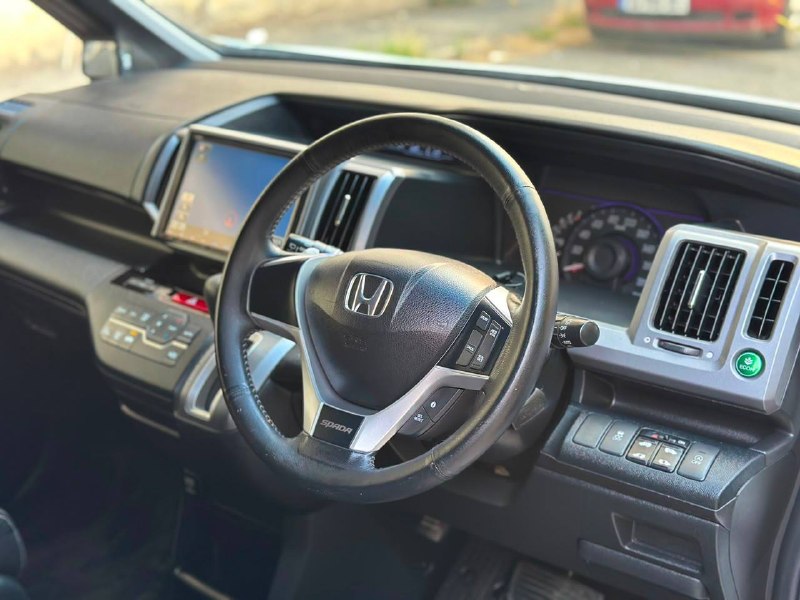 Honda Stepwgn, 2012 г.