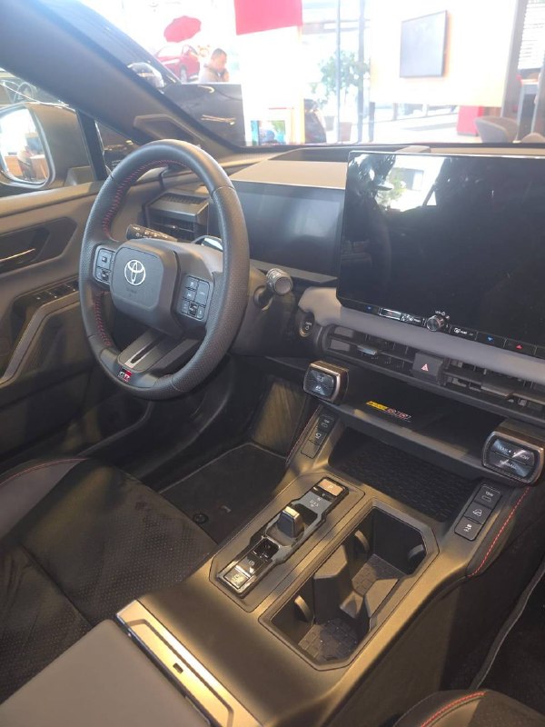 Toyota RAV4, 2026 г.