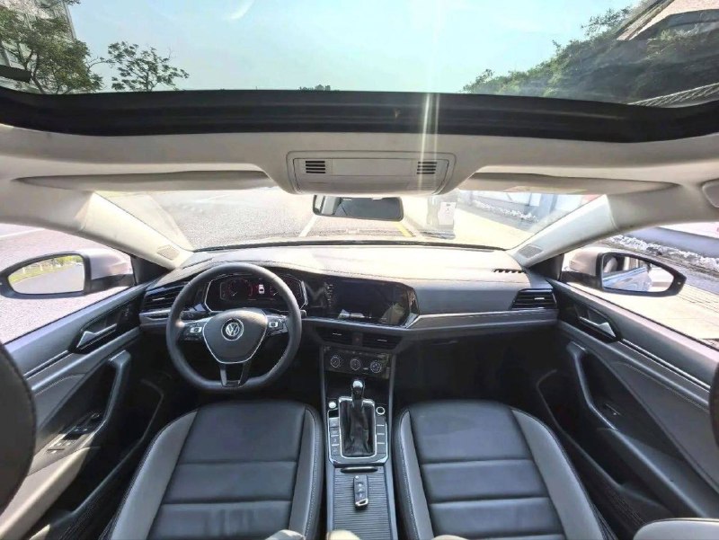 Volkswagen Sagitar 280TSI DSG, 2022 г.