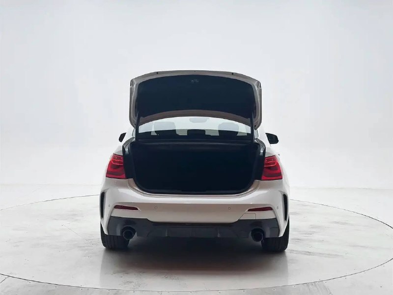 BMW 120i M Sport Shadow, 2022 г.