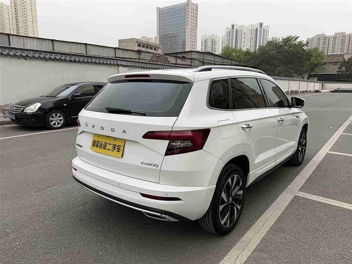 Skoda Karoq Facelift Luxury Edition, 2022 г.