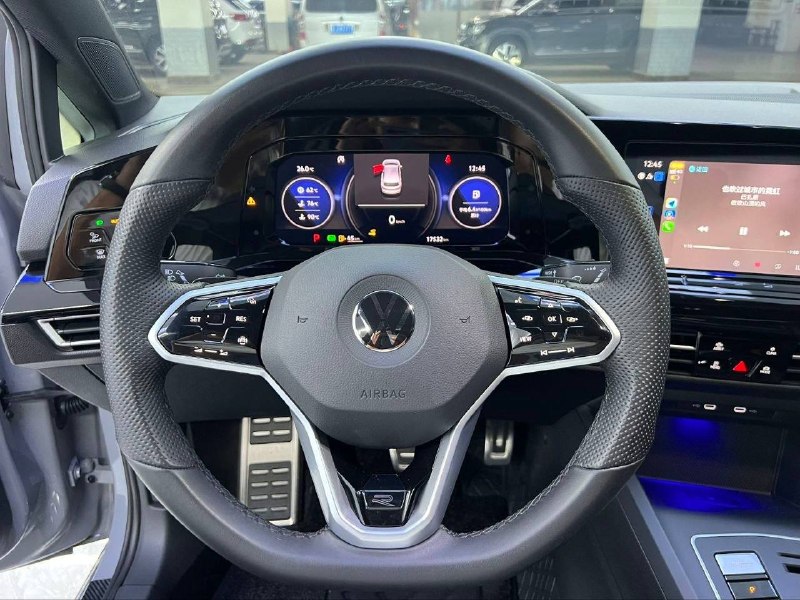 Volkswagen Golf 280TSI DSG R-Line, 2023 г.