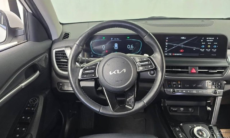 Kia Seltos Prestige, 2023 г.
