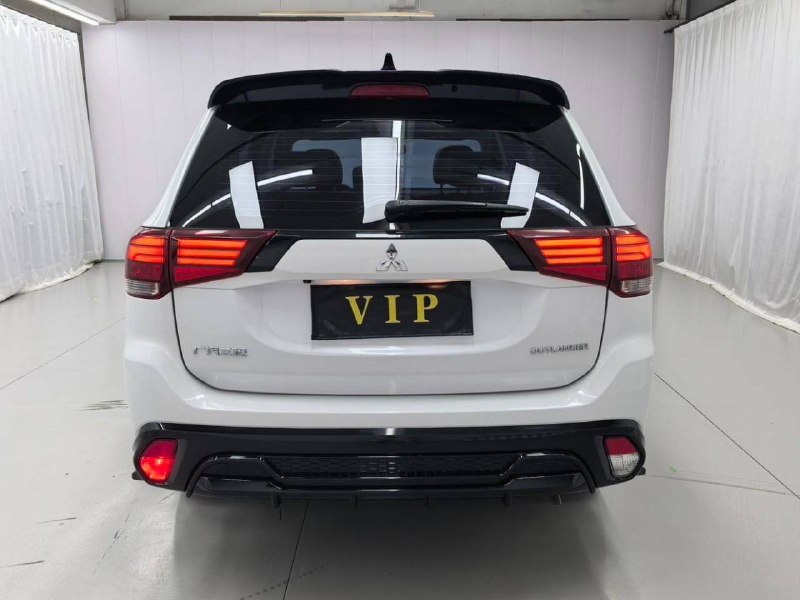 Mitsubishi Outlander, 2022 г.