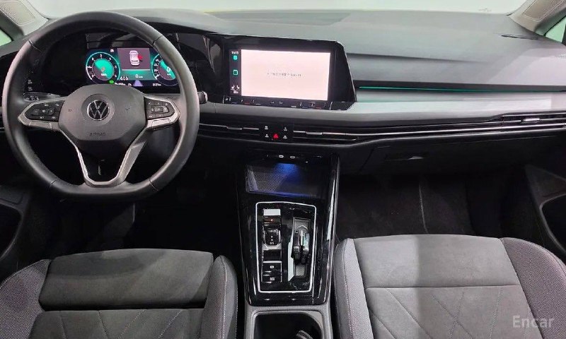 Volkswagen Golf, 2023 г.