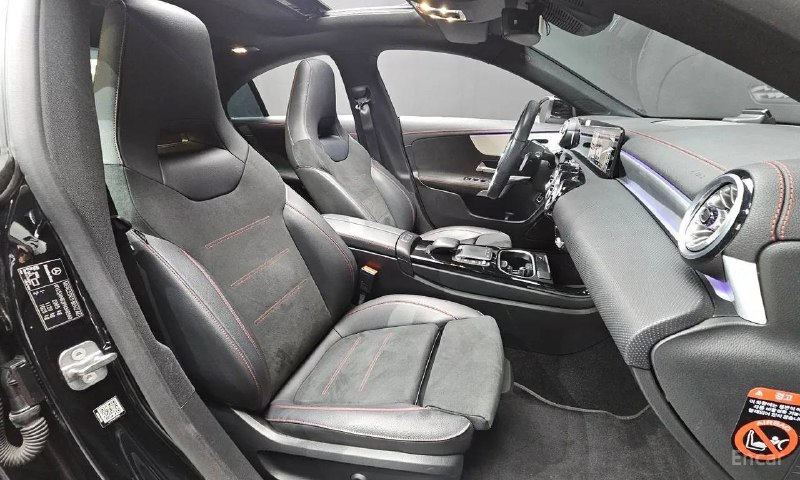 Mercedes-Benz CLA250 4MATIC, 2023 г.