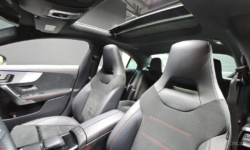 Mercedes-Benz CLA250 4MATIC, 2023 г.