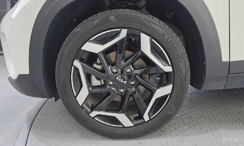 Kia Seltos Signature, 2023 г.