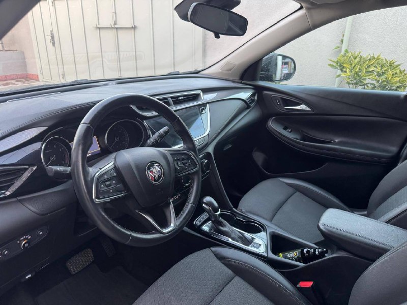 Buick Encore Preferred, 2023 г.