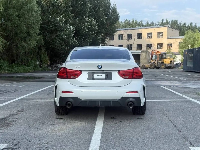 BMW 120i M Sport Shadow, 2022 г.