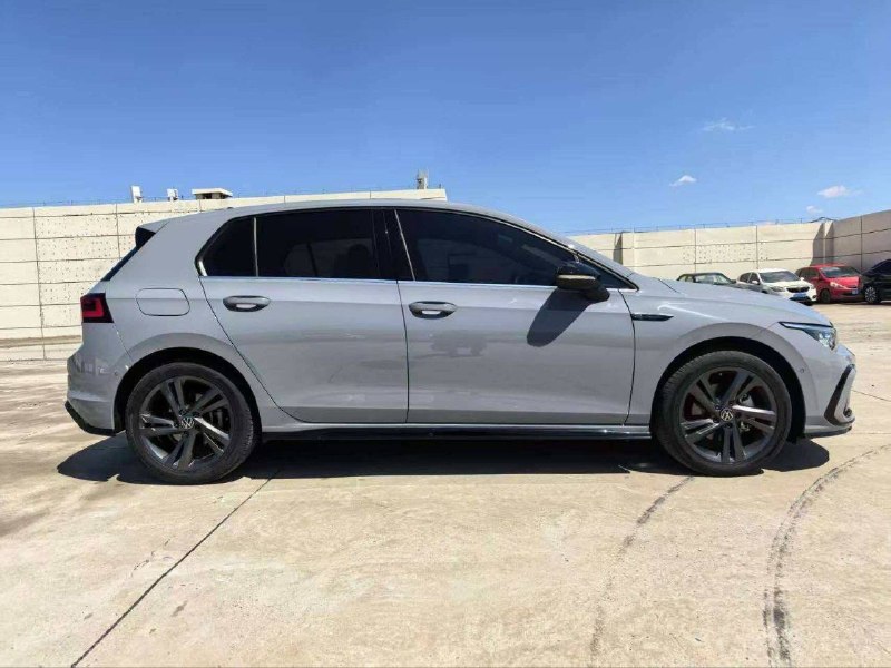 Volkswagen Golf 280TSI DSG R-Line, 2023 г.