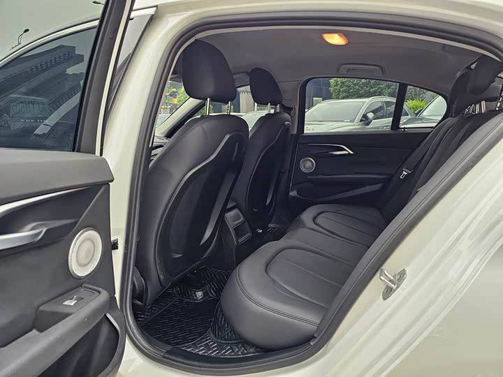 BMW 120i, 2023 г.