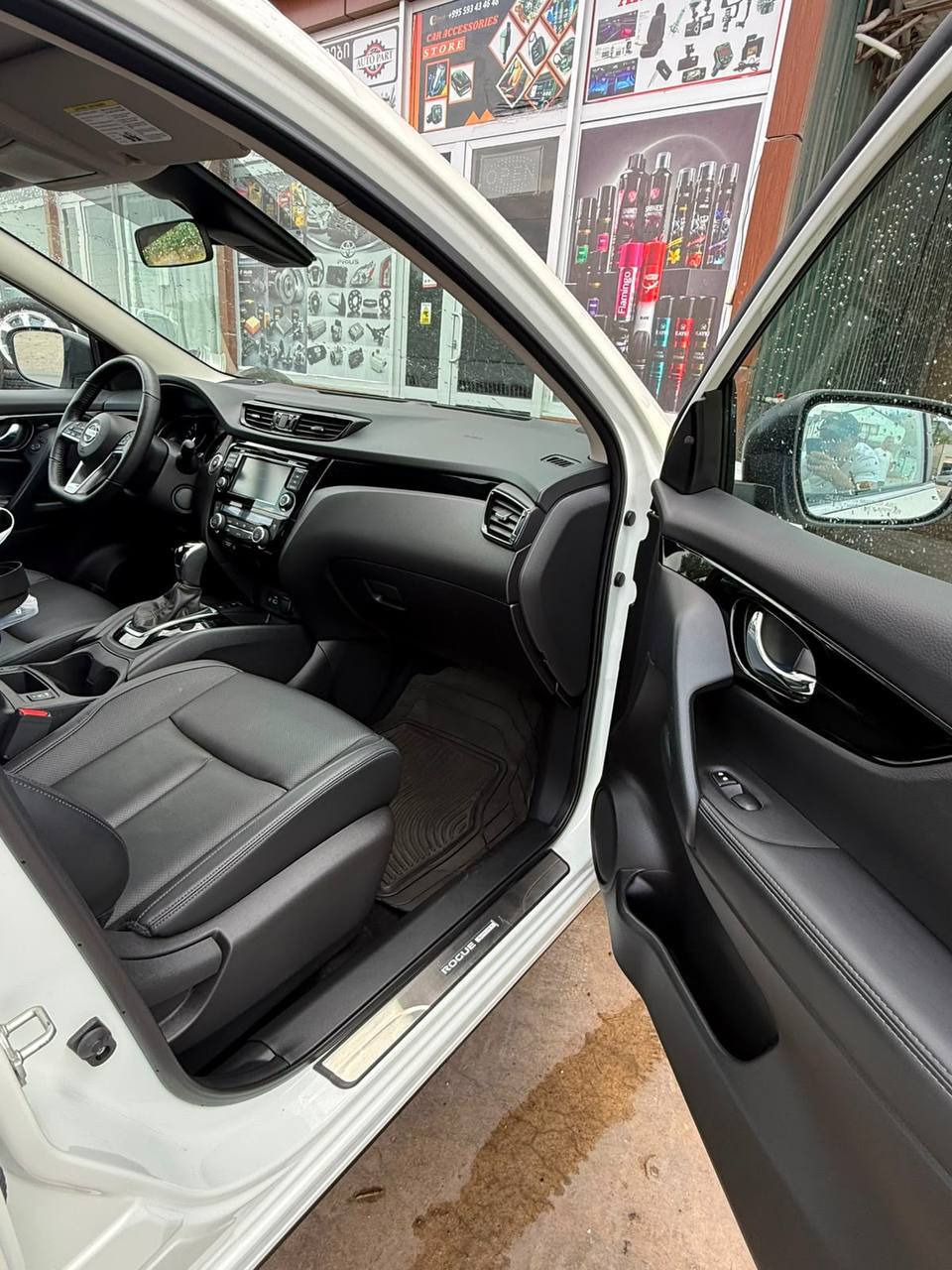Nissan Rogue Sport SL, 2022 г.