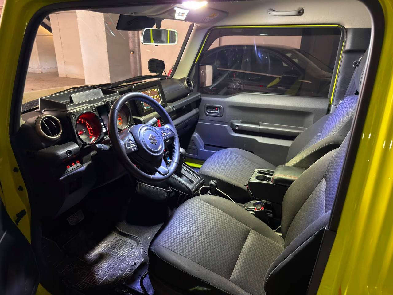 Suzuki Jimny, 2022 г.