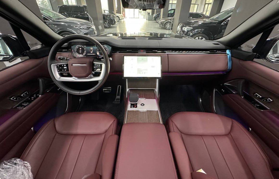 Land Rover Range Rover Long, 2024 г.