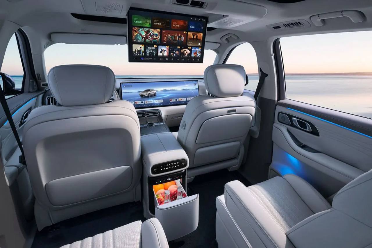 Geely Galaxy M9, 2025 г.
